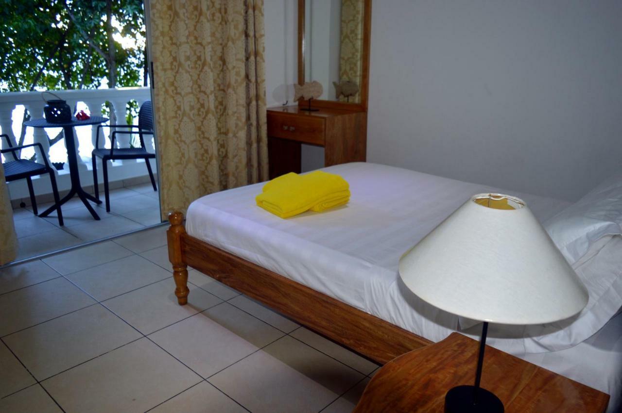 Glacis  Sundown Beach Villa מראה חיצוני תמונה
